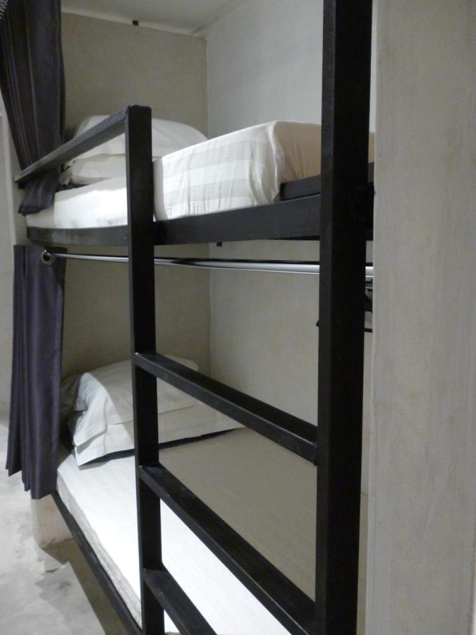 Ola Hostel Malacca Eksteriør billede